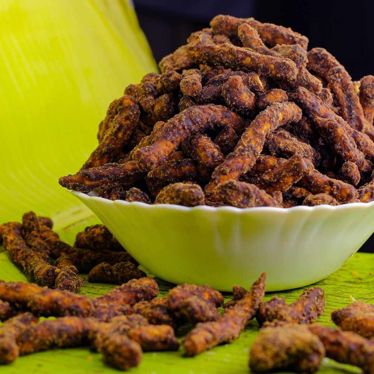 Karupatti Sevu - Snackative -