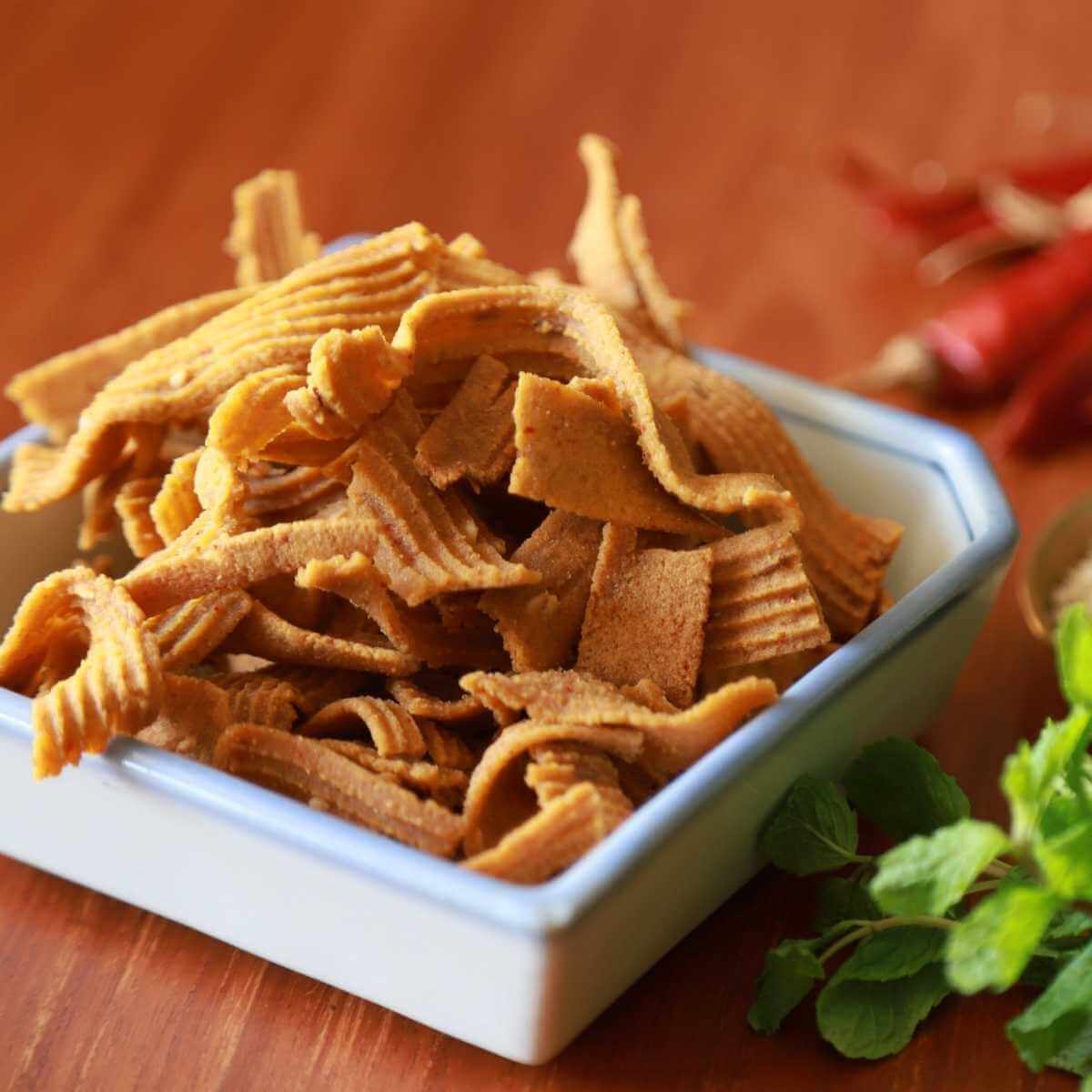 Varagu Ribbon Pakoda - Snackative -